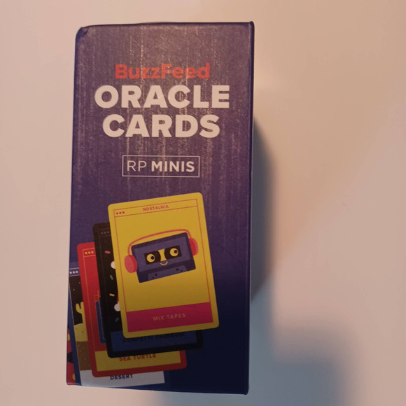 Buzz Feed Oracle Cards Deck and Guide Book New in Sealed Package - Picture 5 of 5